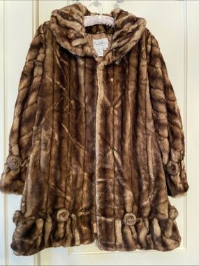 Pamela McCoy Plush Brown Faux-Fur Coat